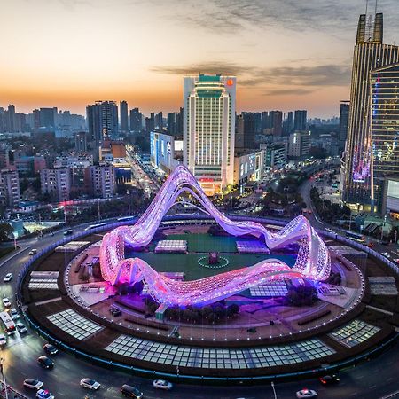 Ramada Plaza Optics Valley Hotel Wuhan Exterior photo